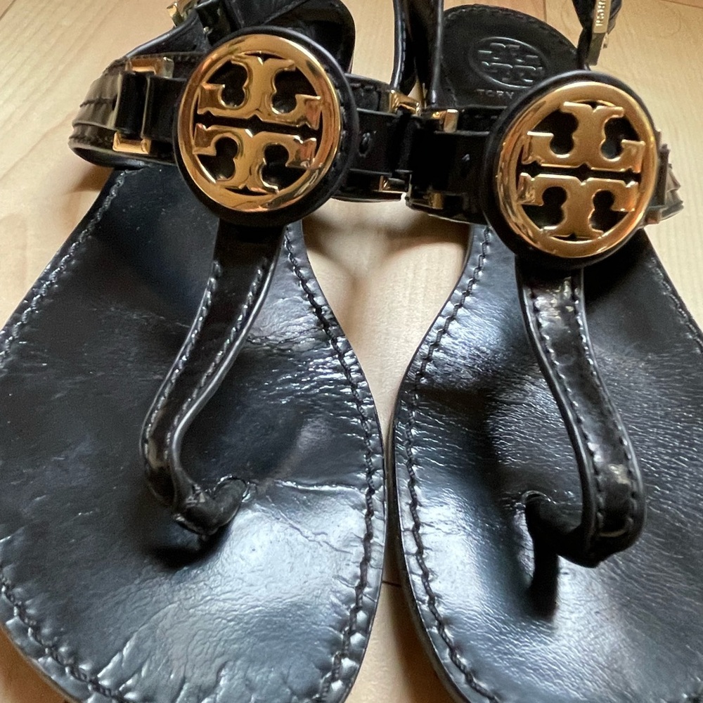 Tory Burch Black Leather Sandals with Gold Emblem size 8